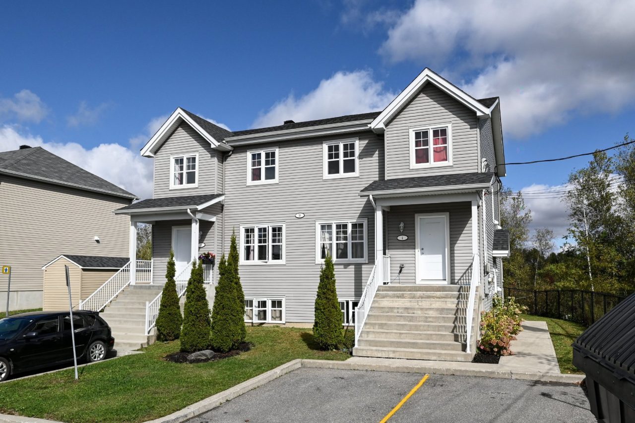 Quadruplex à vendre, Granby