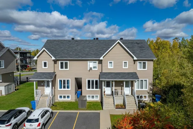 Plex vendu, Granby