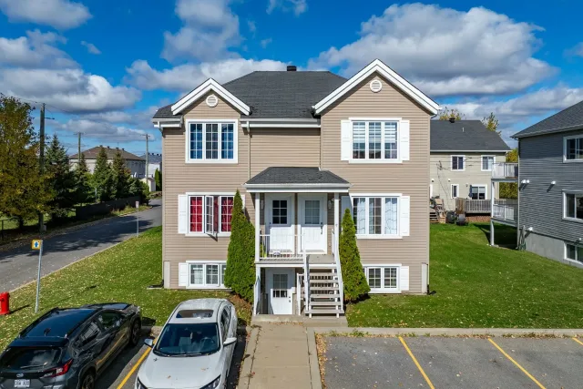Plex vendu, Granby