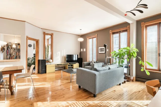 Duplex vendu, Le Plateau-Mont-Royal