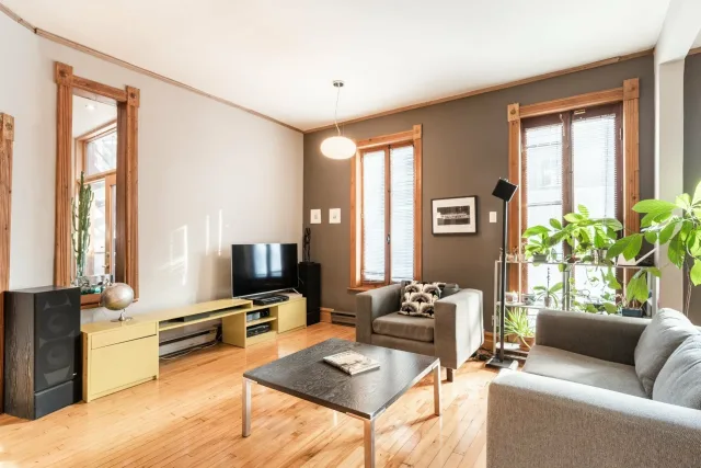 Duplex vendu, Le Plateau-Mont-Royal