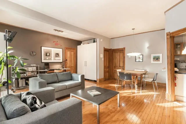 Duplex vendu, Le Plateau-Mont-Royal