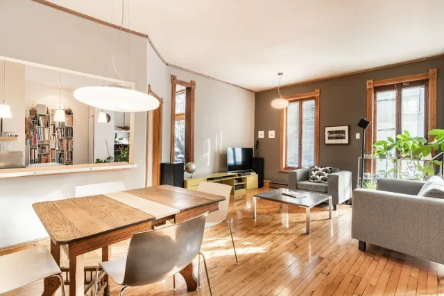 Duplex vendu, Le Plateau-Mont-Royal