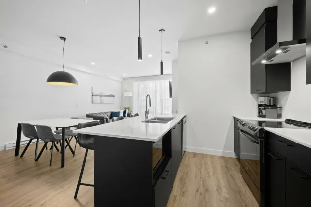 Appartement vendu, Bromont