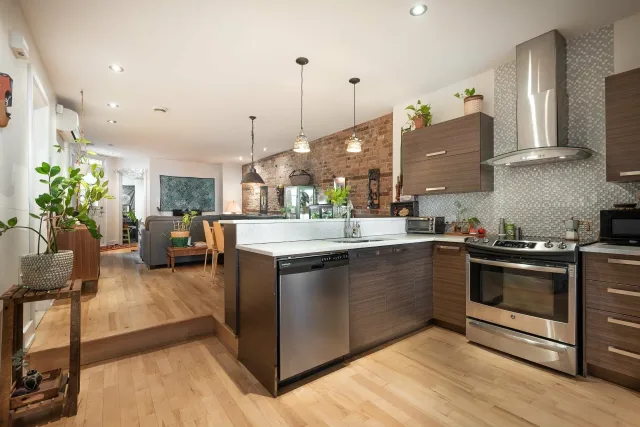 Triplex vendu, Le Plateau-Mont-Royal