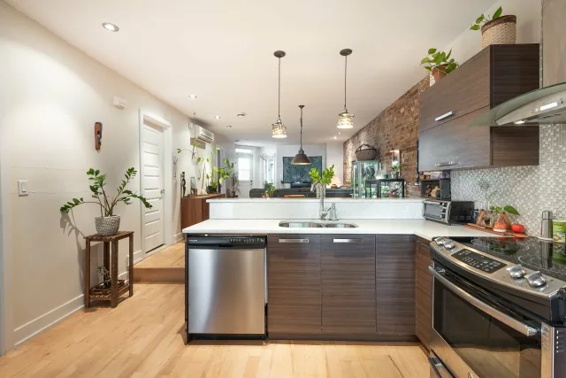 Triplex vendu, Le Plateau-Mont-Royal