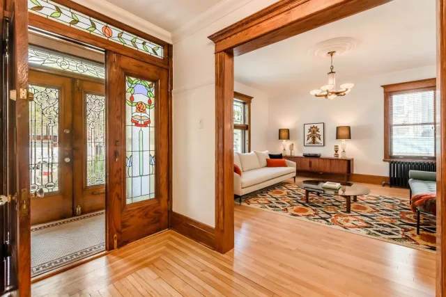 Appartement vendu, Ville-Marie