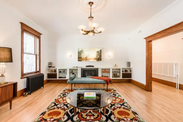 Appartement vendu, Ville-Marie