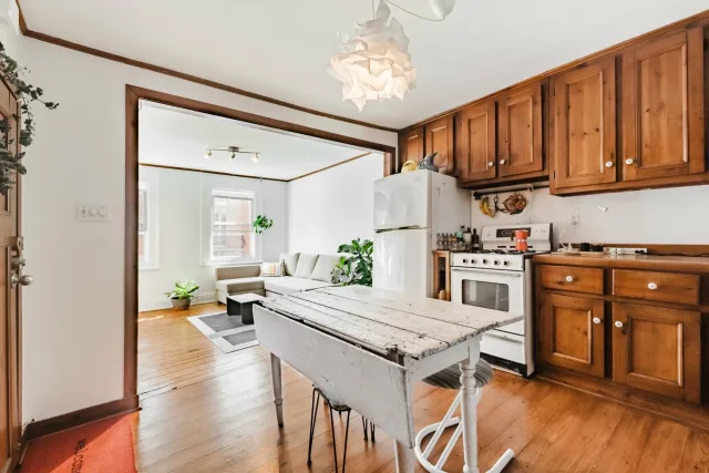 Triplex vendu, Le Plateau-Mont-Royal