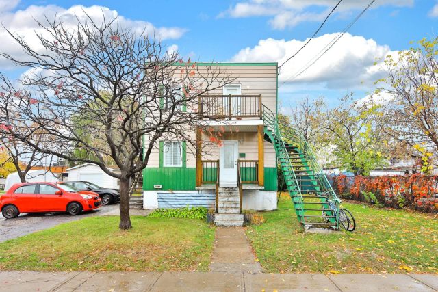 Quadruplex à vendre, Le Vieux-Longueuil