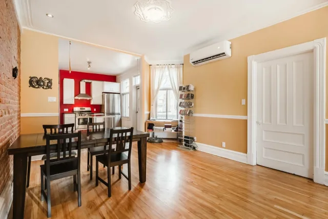 Triplex vendu, Le Plateau-Mont-Royal