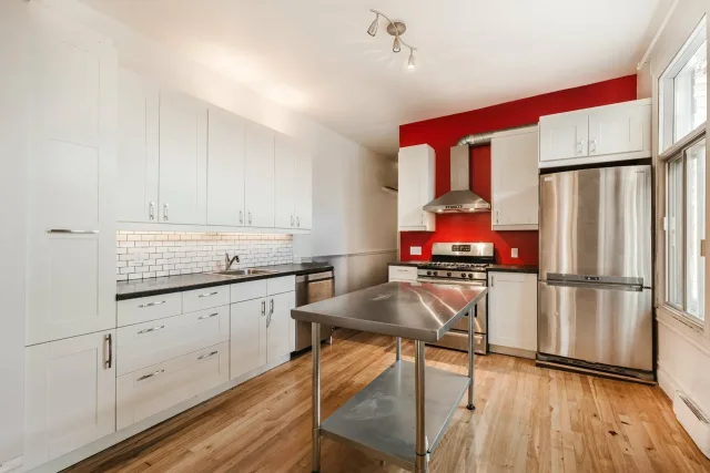 Triplex vendu, Le Plateau-Mont-Royal