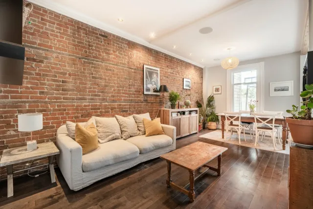 Duplex vendu, Le Plateau-Mont-Royal