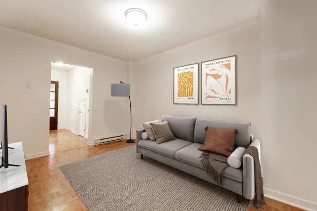 Duplex vendu, Le Plateau-Mont-Royal