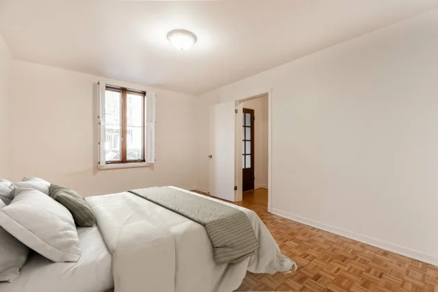 Duplex vendu, Le Plateau-Mont-Royal