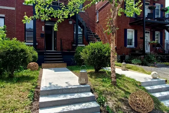 Duplex vendu, Ahuntsic-Cartierville
