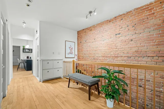 Appartement vendu, Ville-Marie