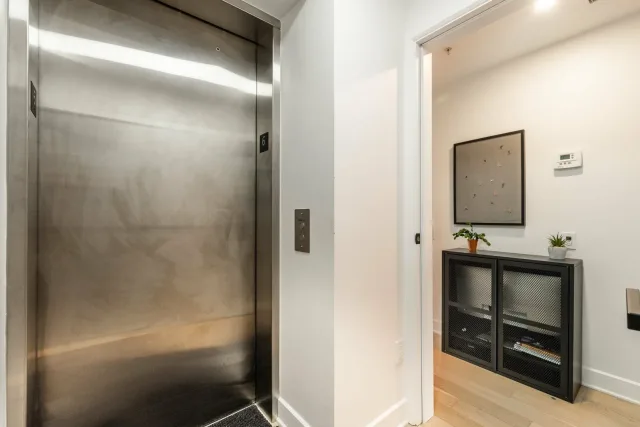 Appartement vendu, Ville-Marie