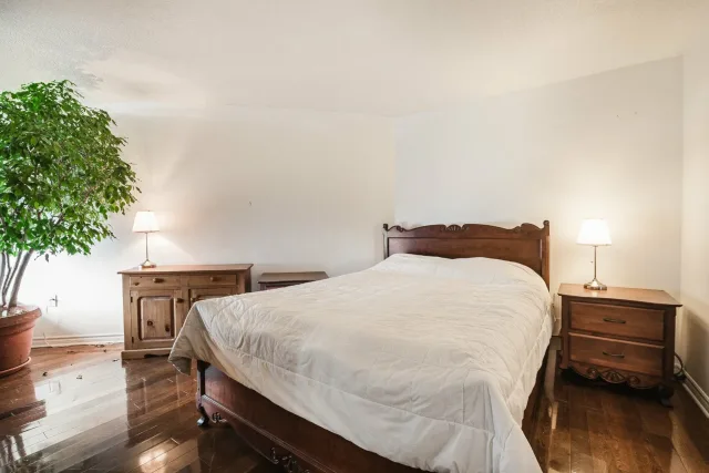 Appartement vendu, Ville-Marie