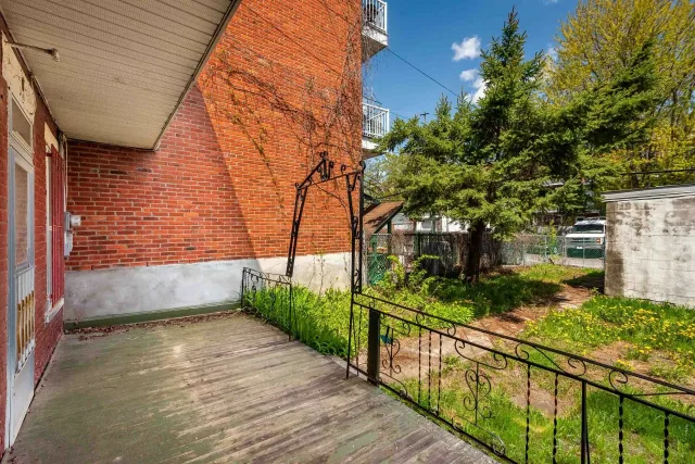 Duplex vendu, Le Plateau-Mont-Royal