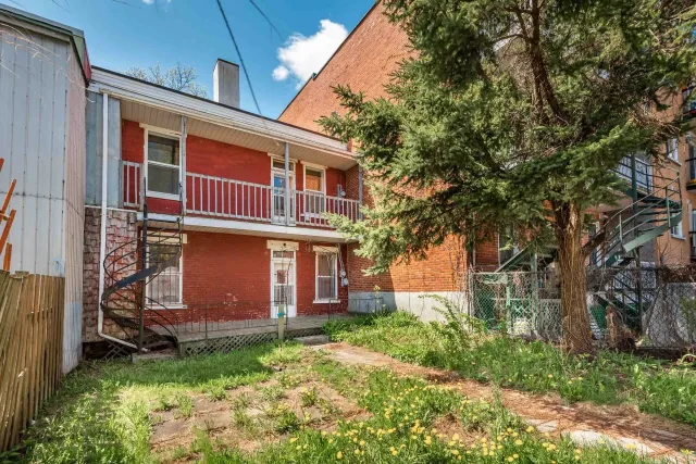 Duplex vendu, Le Plateau-Mont-Royal