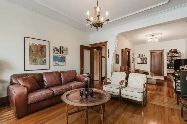 Quadruplex vendu, Le Plateau-Mont-Royal