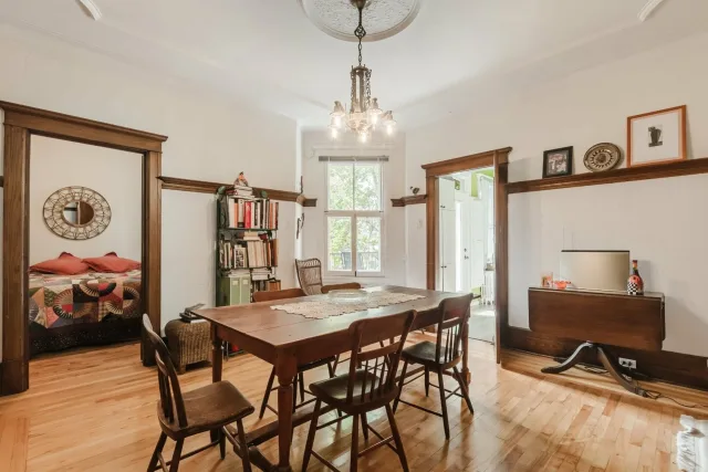 Quadruplex vendu, Le Plateau-Mont-Royal
