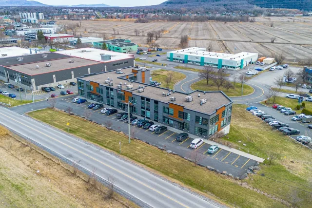 Condo commercial vendu, Sainte-Julie