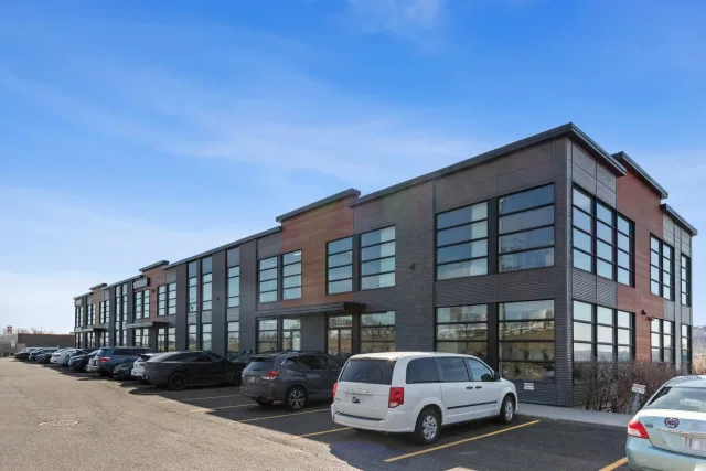 Condo commercial vendu, Sainte-Julie