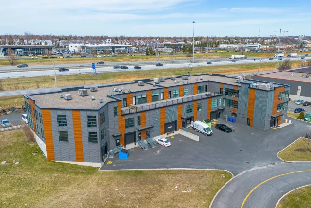 Condo commercial vendu, Sainte-Julie