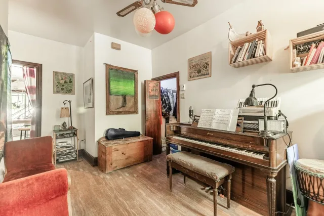 Quadruplex vendu, Le Plateau-Mont-Royal