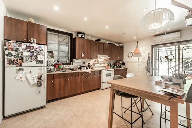 Quadruplex vendu, Le Plateau-Mont-Royal