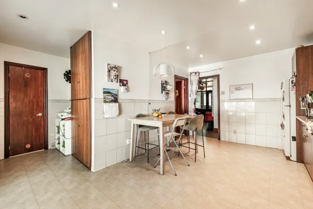 Quadruplex vendu, Le Plateau-Mont-Royal