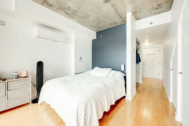 Appartement vendu, Ville-Marie