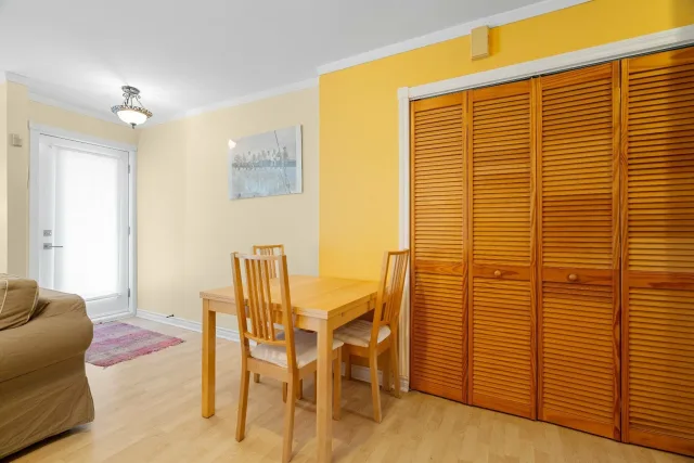 Appartement vendu, Ville-Marie
