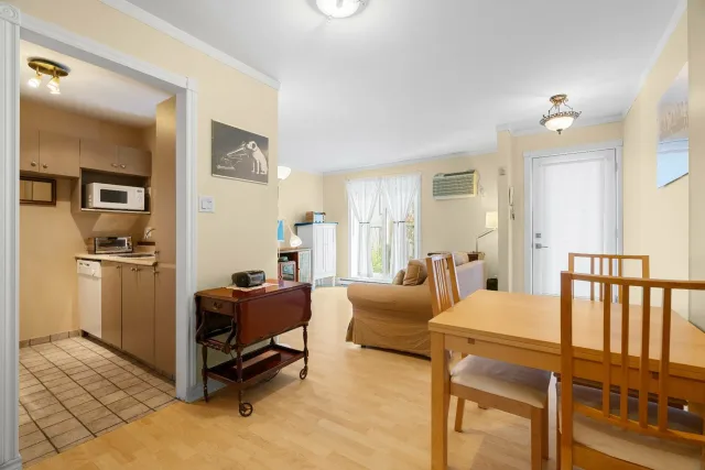 Appartement vendu, Ville-Marie