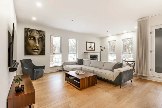 Appartement vendu, Outremont