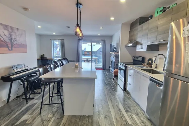 Appartement vendu, Bromont
