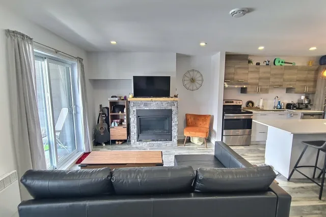Appartement vendu, Bromont