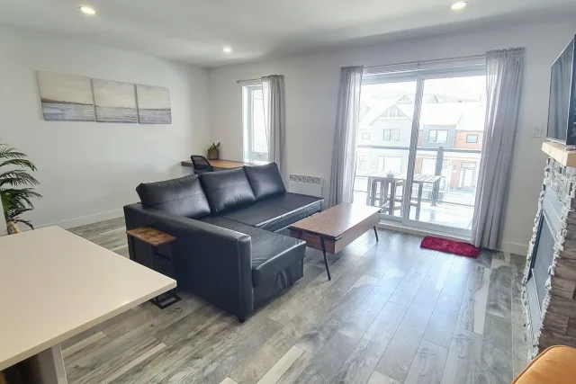 Appartement vendu, Bromont