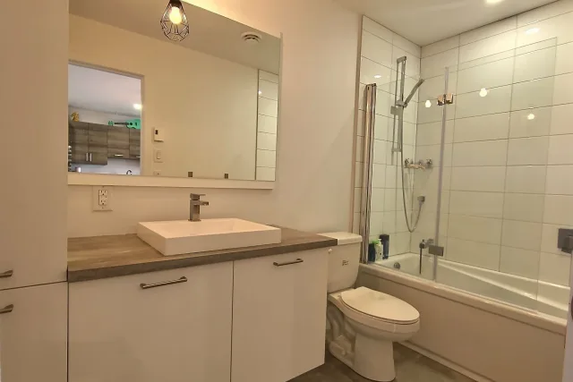 Appartement vendu, Bromont
