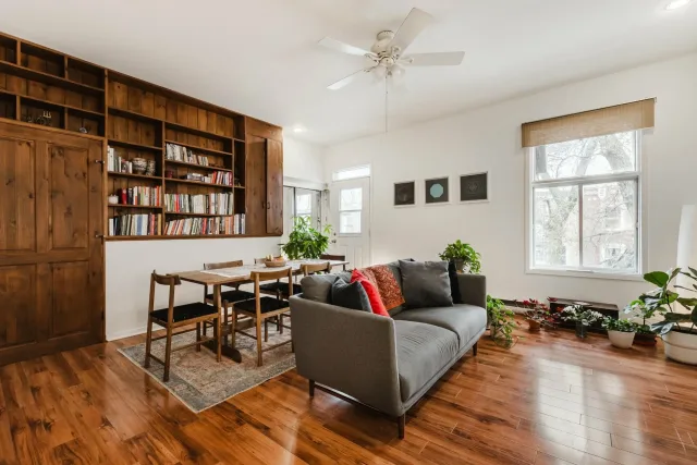 Triplex vendu, Le Plateau-Mont-Royal