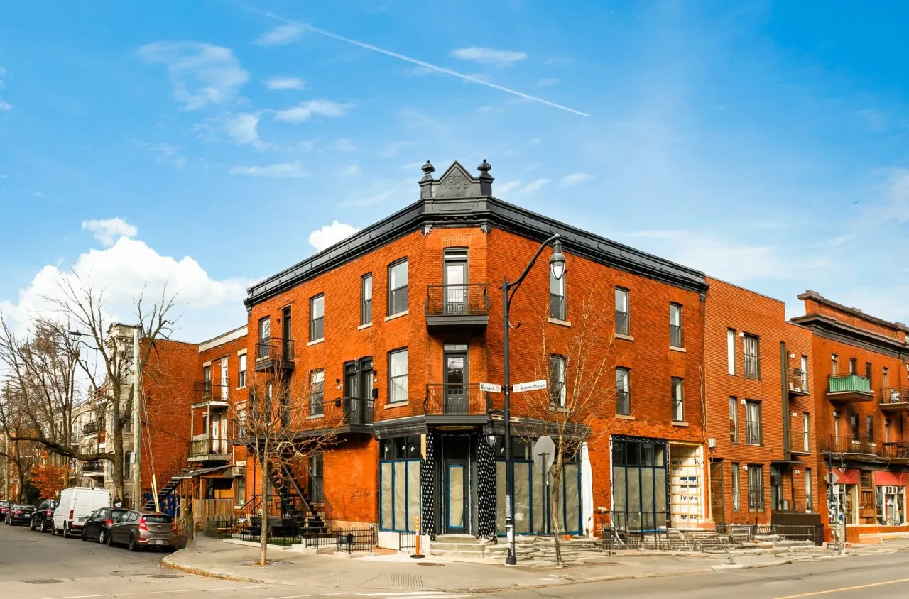 Plex vendu, Le Plateau-Mont-Royal