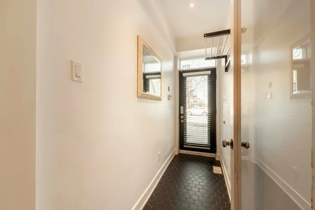 Appartement vendu, Ville-Marie