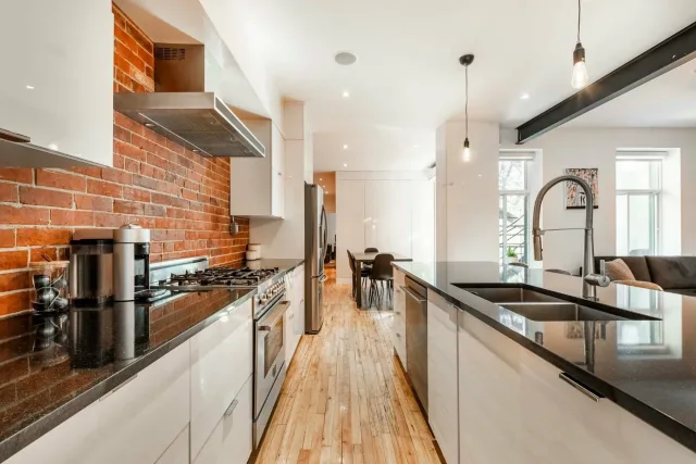 Appartement vendu, Ville-Marie