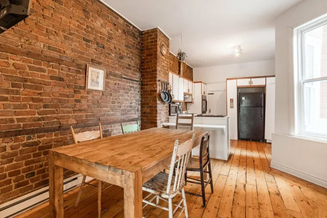 Quadruplex vendu, Le Plateau-Mont-Royal