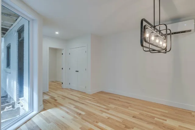 Triplex vendu, Le Plateau-Mont-Royal