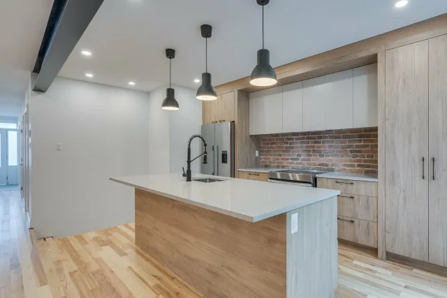 Triplex vendu, Le Plateau-Mont-Royal