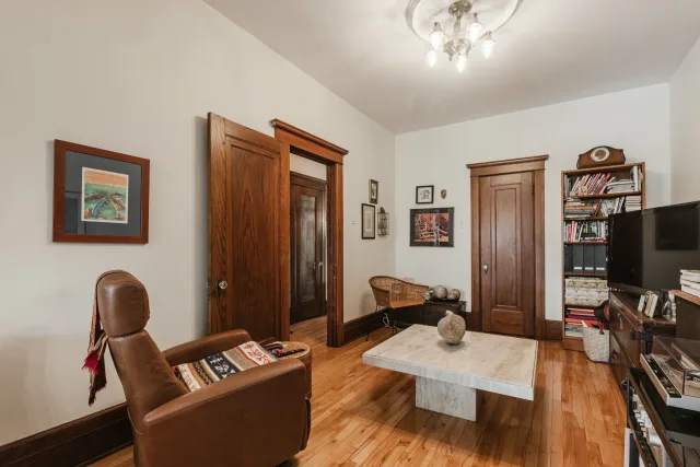 Quadruplex vendu, Le Plateau-Mont-Royal
