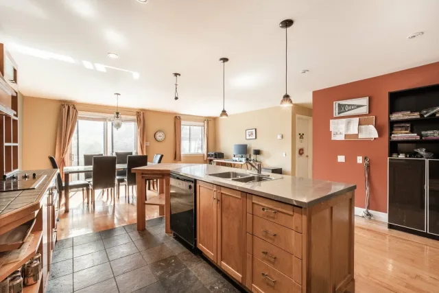 Quadruplex vendu, Rosemont/La Petite-Patrie